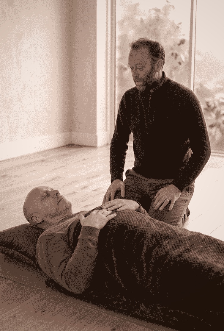 A conscious-connected breathing session